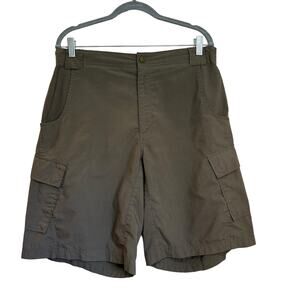 Nike ACG Brown Shorts with Multiple Pocket sz L
